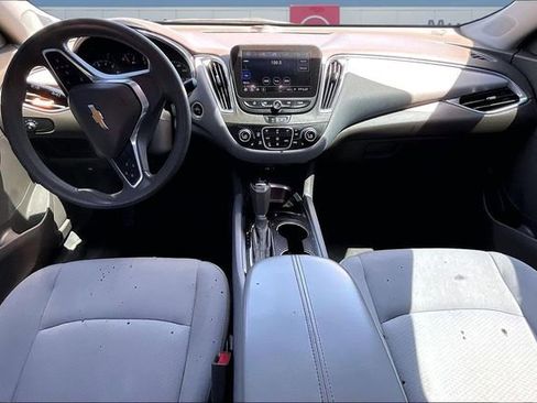 Used 2020 Chevrolet Malibu LT FWD image 7