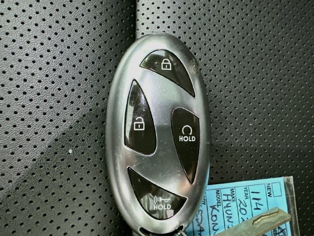 Used 2024 Hyundai Kona Limited AWD/4WD image 16