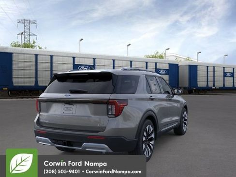 New 2026 Ford Explorer Platinum image 8