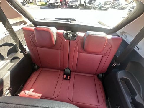 Used 2021 Volkswagen Tiguan SEL image 14