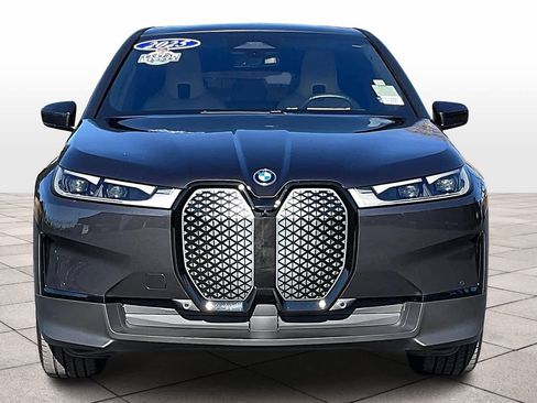 Used 2025 BMW iX xDrive50 w/ Convenience Package image 3