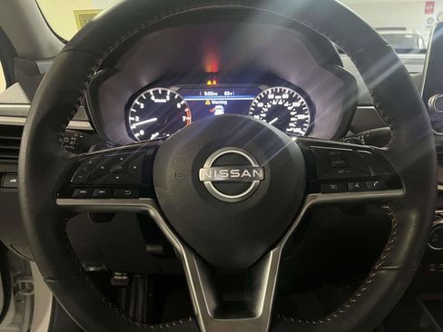 Used 2024 Nissan Altima 2.5 SR image 22