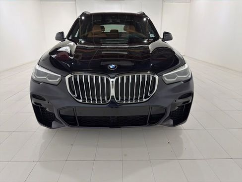 Certified 2023 BMW X5 xDrive40i w/ M Sport Package AWD/4WD image 8