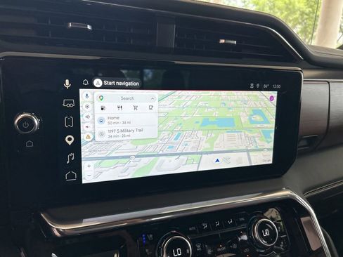 Used 2025 GMC Sierra 1500 Denali Ultimate image 10