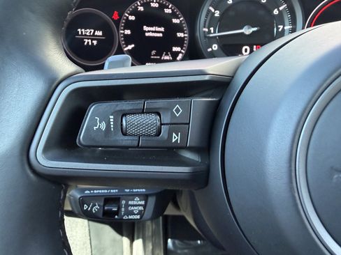 Certified 2020 Porsche 911 Carrera S image 31