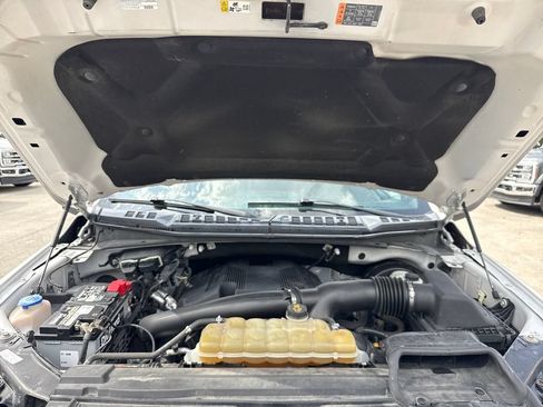 Used 2019 Ford F150 King Ranch w/ Equipment Group 601A Luxury RWD image 30