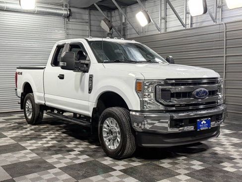 Used 2022 Ford F250 XL w/ STX Appearance Package image 4