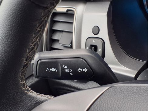 Used 2021 Ford Ranger XLT w/ Equipment Group 301A Mid image 16