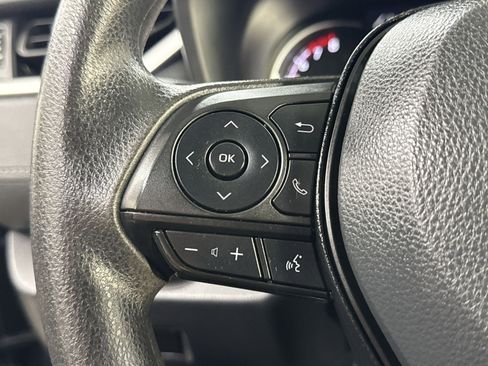 Used 2024 Toyota RAV4 XLE FWD image 45
