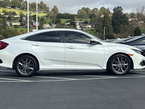 Certified 2021 Honda Civic EX-L image 2