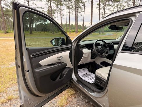 Used 2024 Hyundai Tucson Limited AWD/4WD image 13