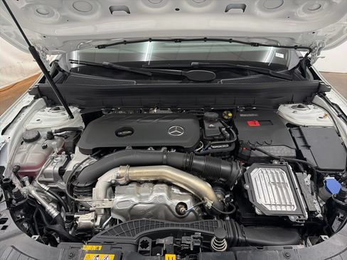 Used 2026 Mercedes-Benz GLB 250 image 31