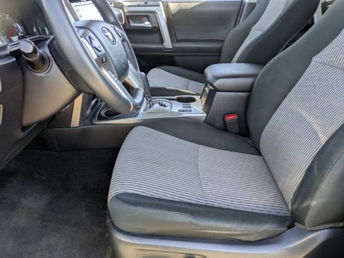 Used 2024 Toyota 4Runner SR5 image 17