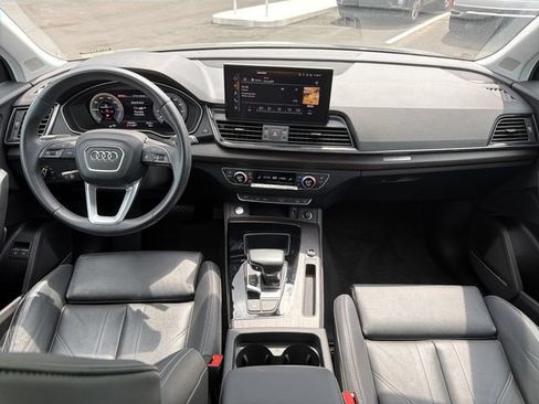 Used 2023 Audi Q5 e Premium Plus w/ Premium Plus Package AWD/4WD image 25