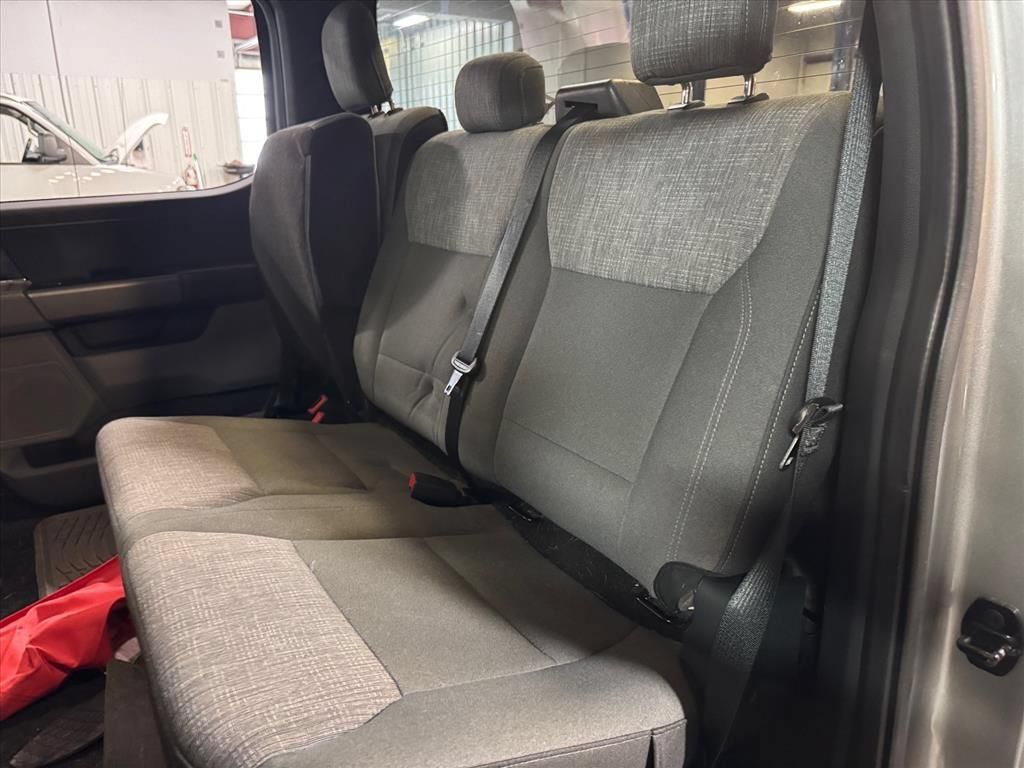 Used 2021 Ford F150 XLT w/ Equipment Group 302A High RWD image 5