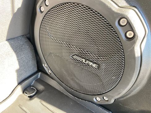 Used 2022 Jeep Wrangler Unlimited Sahara image 37