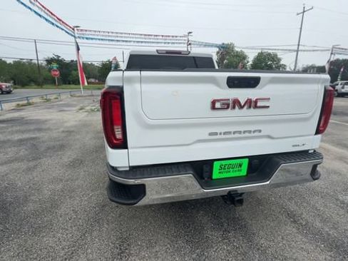 Used 2024 GMC Sierra 1500 SLT AWD/4WD image 7