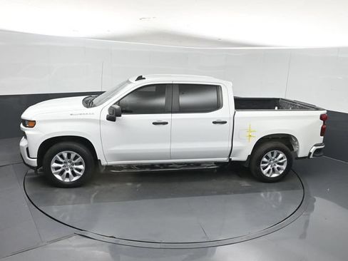 Used 2022 Chevrolet Silverado 1500 Custom RWD image 41