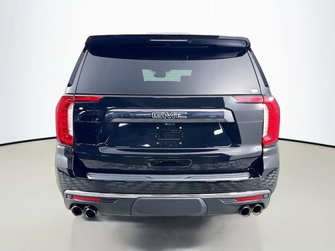Used 2024 GMC Yukon Denali Ultimate AWD/4WD image 6