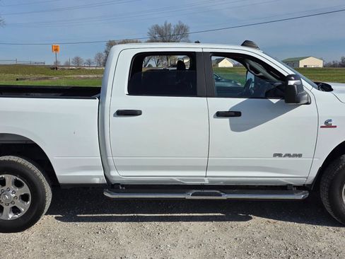 Used 2024 RAM 2500 Big Horn AWD/4WD image 2