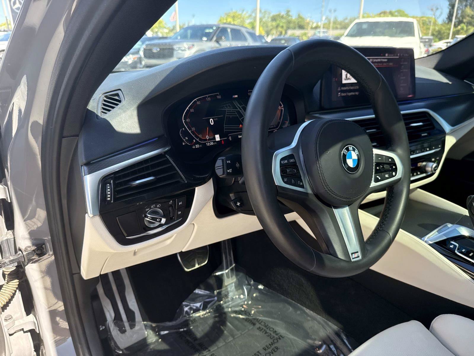 Used 2021 BMW 540i w/ M Sport Package RWD image 19