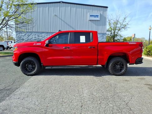 Used 2024 Chevrolet Silverado 1500 Custom Trail Boss AWD/4WD image 13