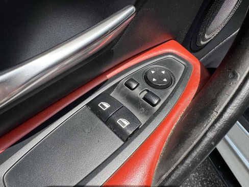 Used 2015 BMW M4 Coupe RWD image 32