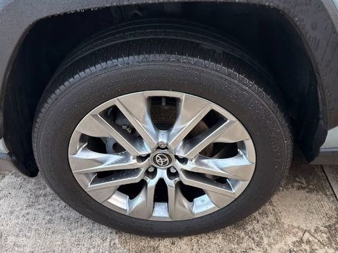 Used 2023 Toyota RAV4 XLE Premium AWD/4WD image 11