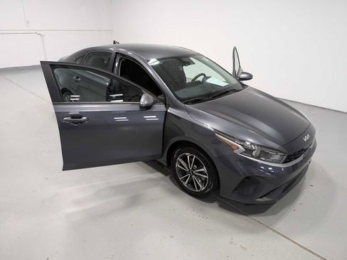 Certified 2023 Kia Forte LXS w/ LXS Technology Package FWD image 16
