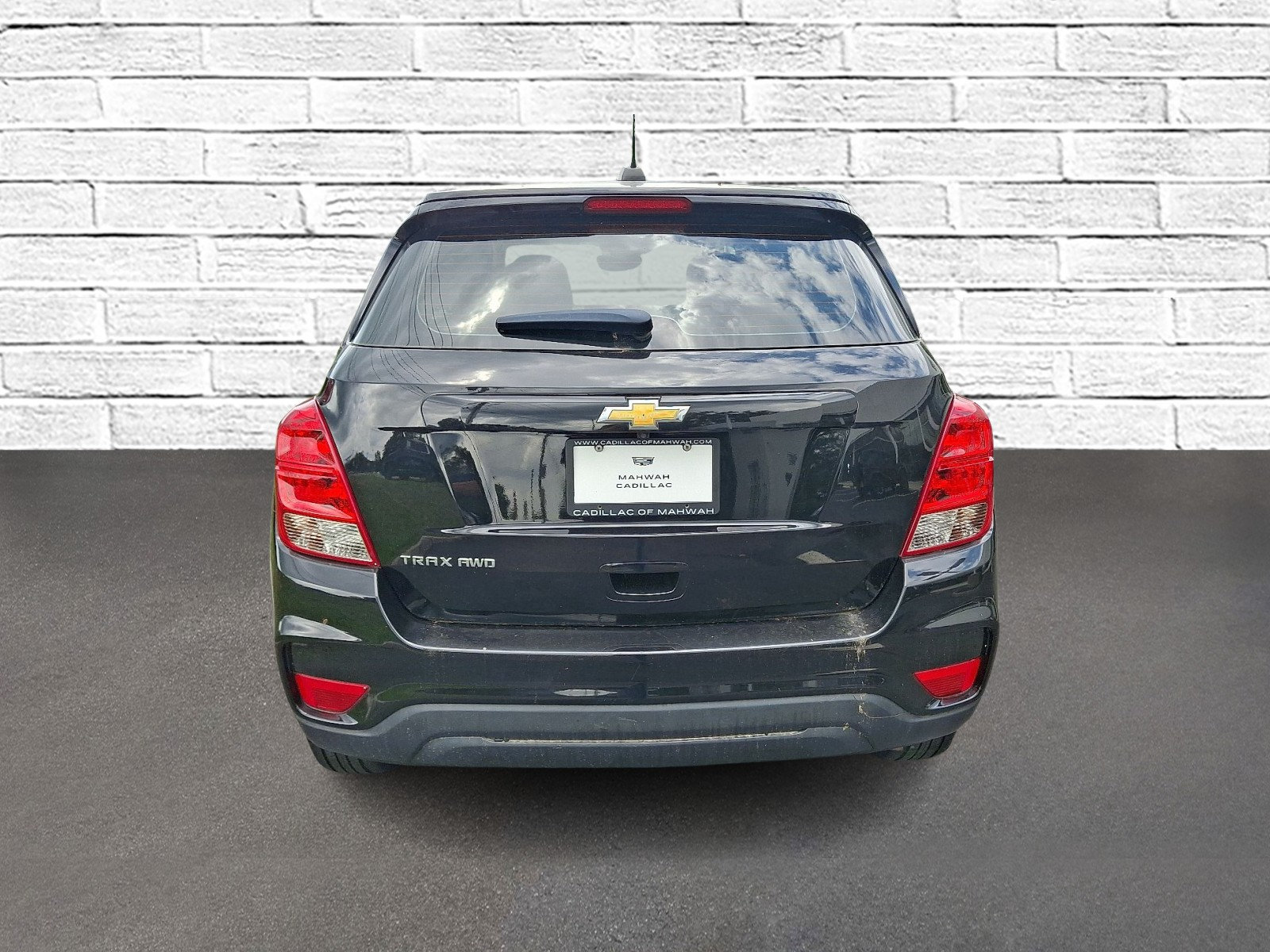 Used 2020 Chevrolet Trax LS AWD/4WD image 6