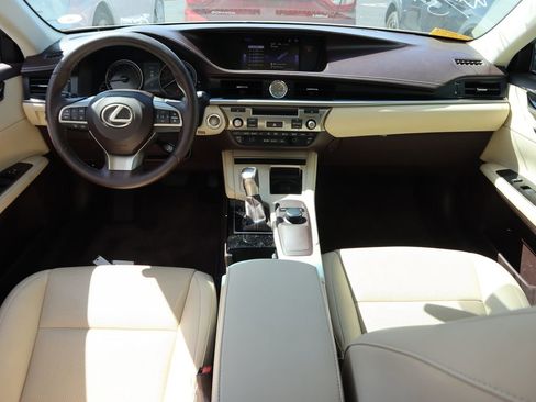 Used 2016 Lexus ES 350 w/ Accessory Package 2 FWD image 7