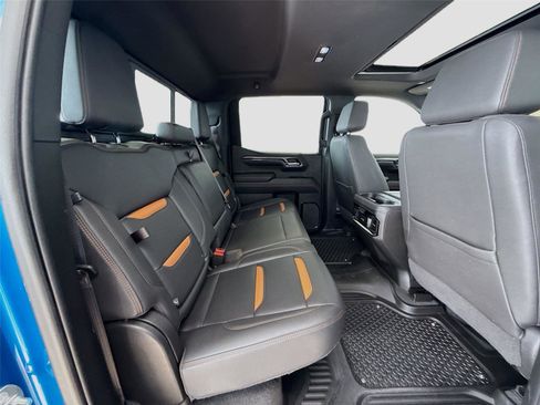 Used 2022 GMC Sierra 1500 AT4 w/ AT4 Premium Package image 30
