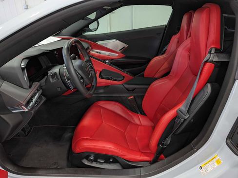 Used 2020 Chevrolet Corvette Stingray Preferred Cpe w/ 2LT Preferred Equipment Group image 4