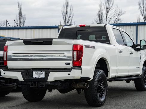 Used 2021 Ford F250 Platinum w/ Tremor Off-Road Package image 4
