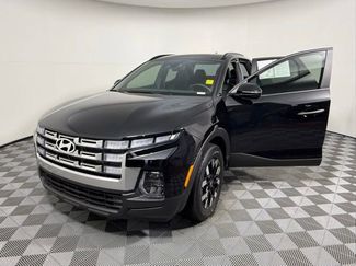 Used 2025 Hyundai Santa Cruz SEL video 2