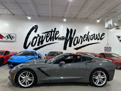Used 2016 Chevrolet Corvette Stingray Coupe w/ 2LT Preferred Equipment Group image 2