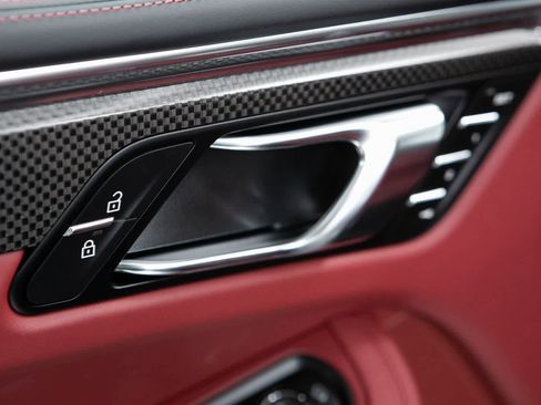 New 2026 Porsche Macan GTS image 19