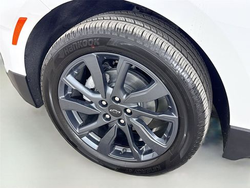 Used 2024 Chevrolet Equinox RS AWD/4WD image 33