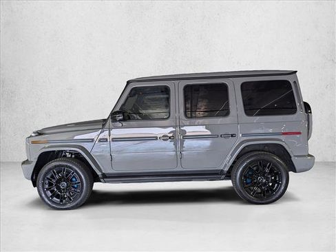 Certified 2025 Mercedes-Benz G 580 w/ EQ Technology image 9
