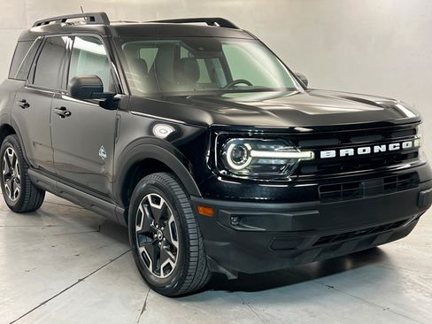 Used 2022 Ford Bronco Sport Outer Banks w/ Tech Package AWD/4WD image 8