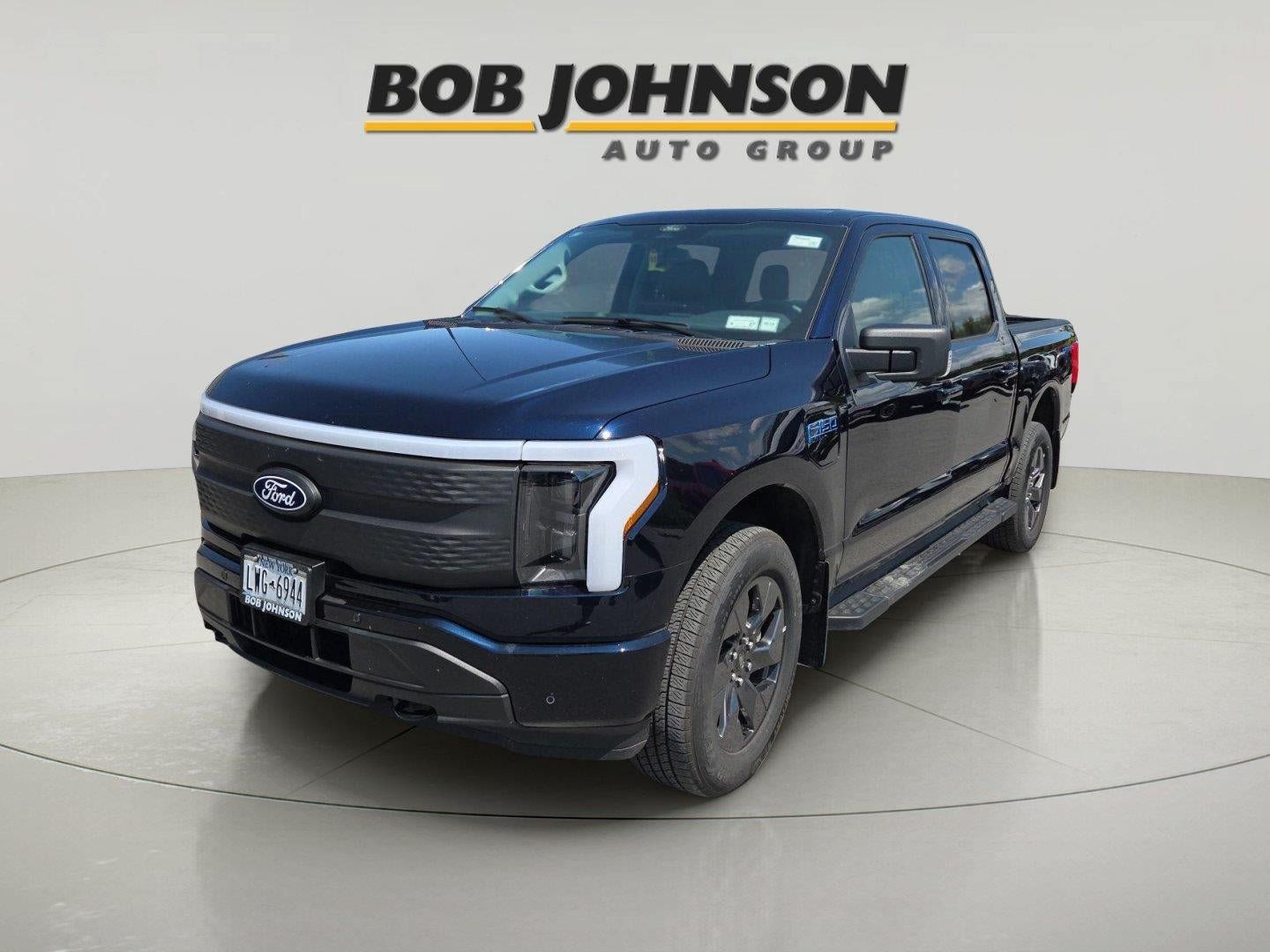 New 2025 Ford F150 Lightning Flash AWD/4WD image 4