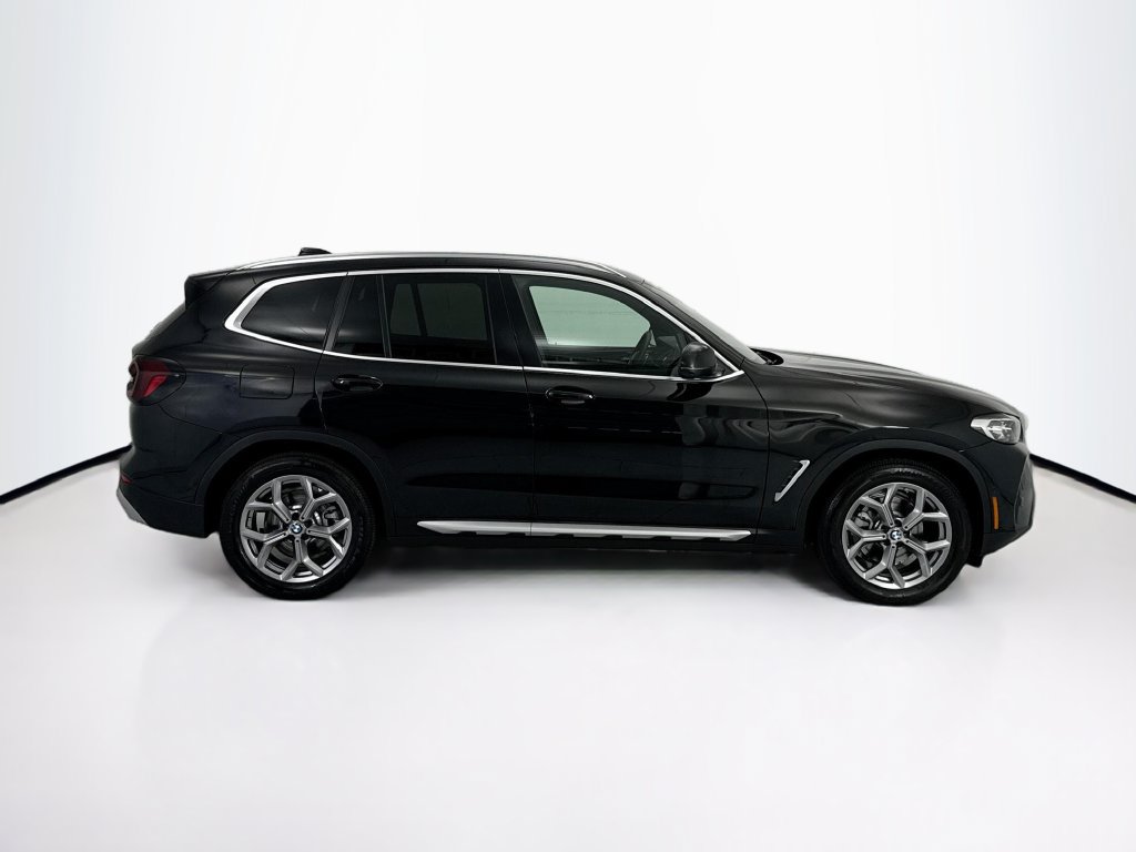 Certified 2024 BMW X3 sDrive30i w/ Premium Package RWD image 4