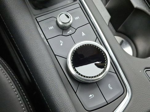 Certified 2025 Cadillac XT6 Premium Luxury w/ Technology Package image 28