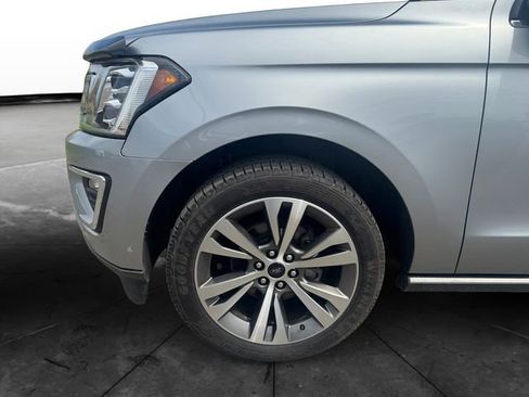 Used 2020 Ford Expedition Limited w/ Equipment Group 302A AWD/4WD image 14