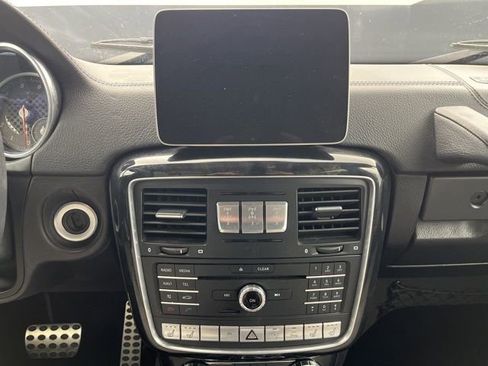 Used 2017 Mercedes-Benz G 550 image 17