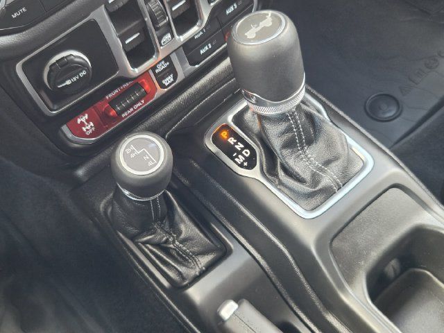 Used 2026 Jeep Wrangler Unlimited Rubicon AWD/4WD image 18