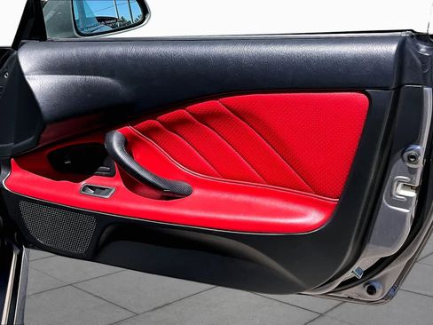 Used 2001 Honda S2000 image 22