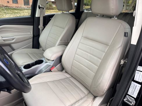 Used 2014 Ford Escape SE w/ Equipment Group 201A image 10