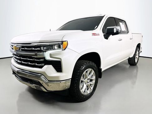 Used 2023 Chevrolet Silverado 1500 LTZ image 3