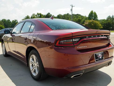 Used 2023 Dodge Charger SXT RWD image 4